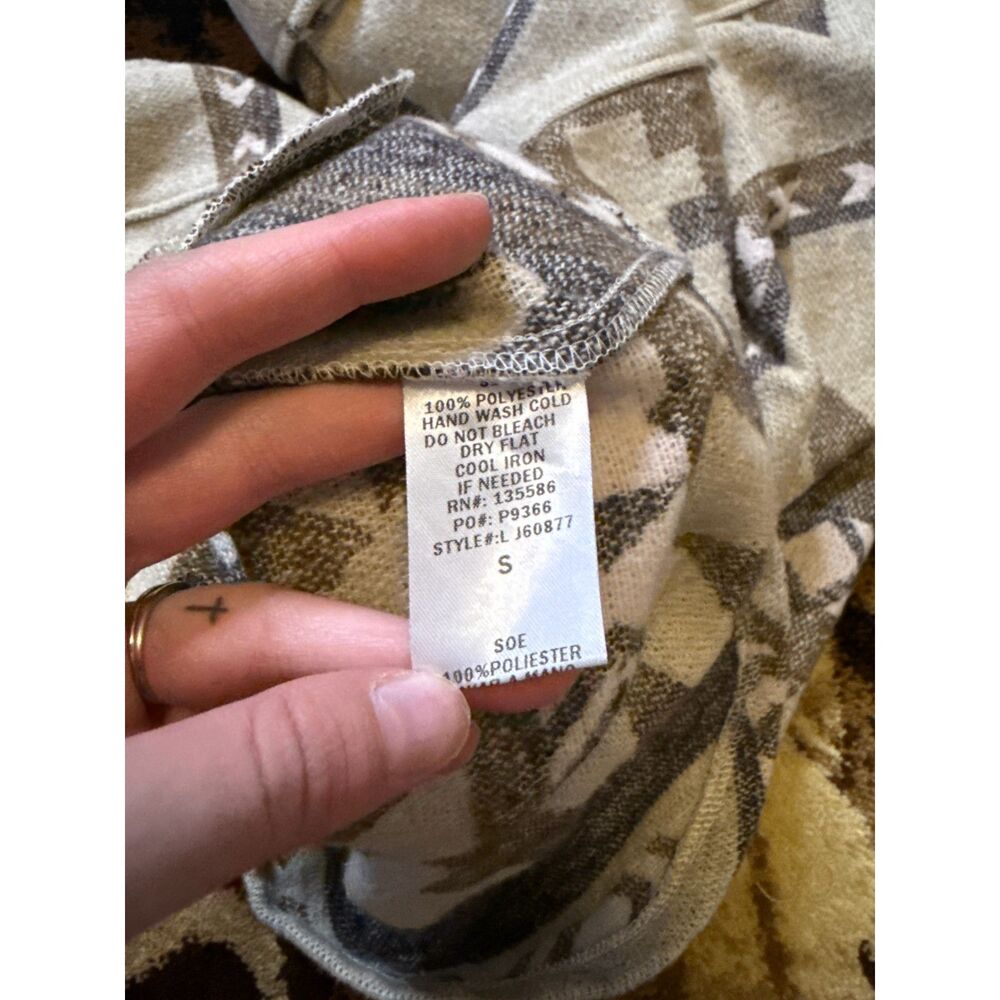 Main Strip Southwestern Tapestry Shacket Neutral Beige Brown Western Women's S